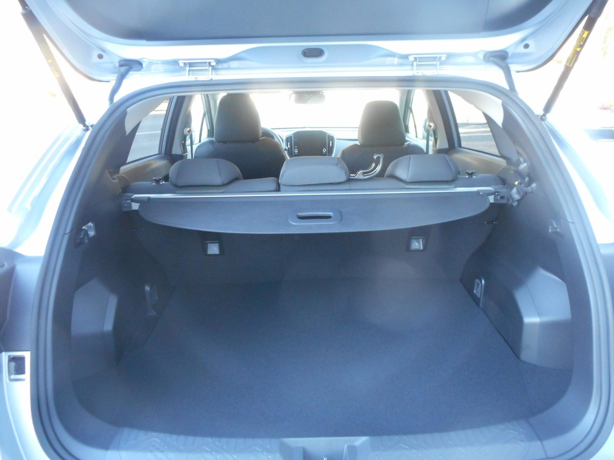 SUBARU Crosstrek 2.0i e-Boxer Swiss Plus