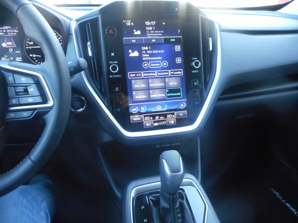 SUBARU Crosstrek 2.0i e-Boxer Swiss Plus