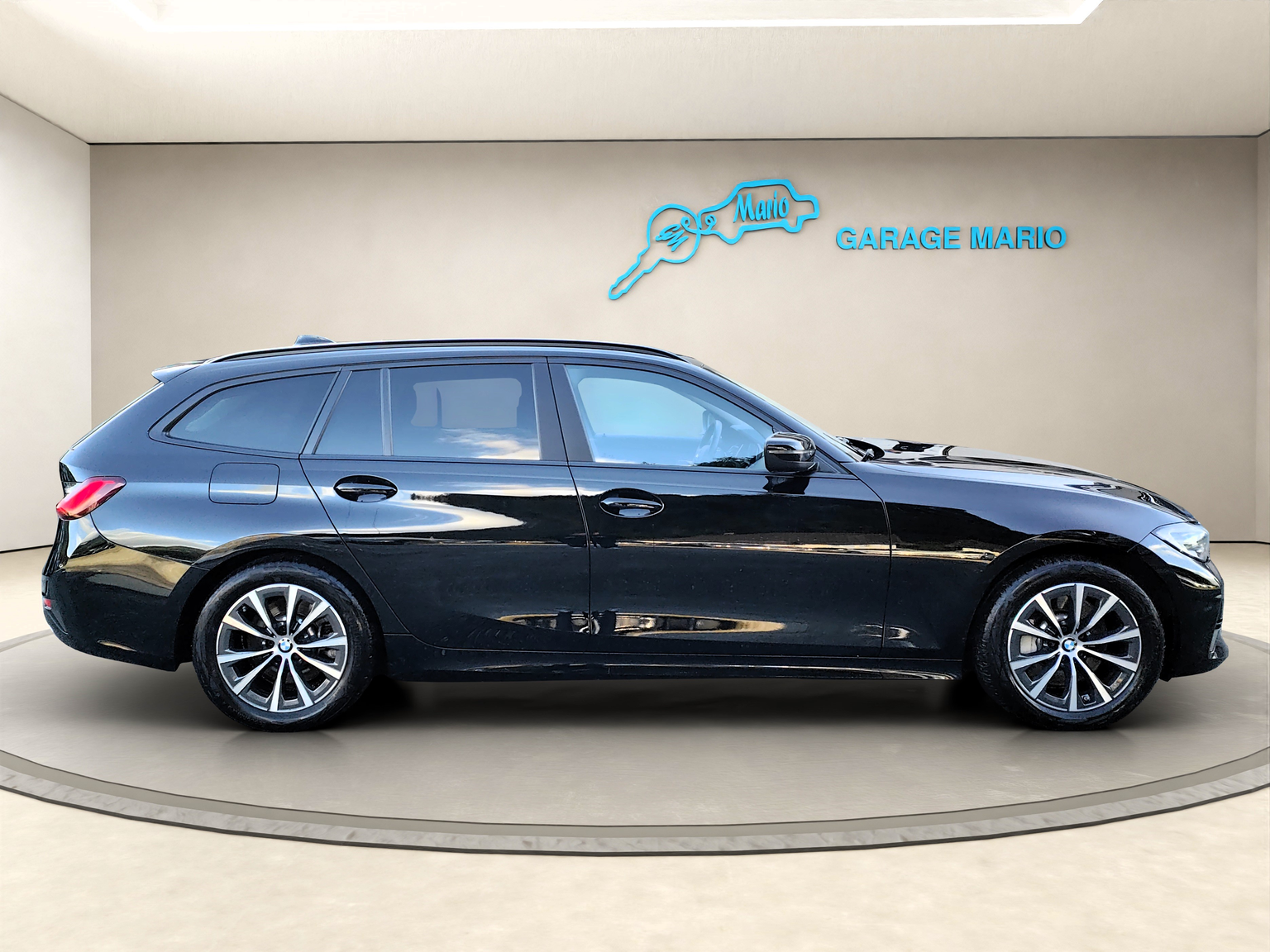 BMW 330i Touring xDrive Steptronic