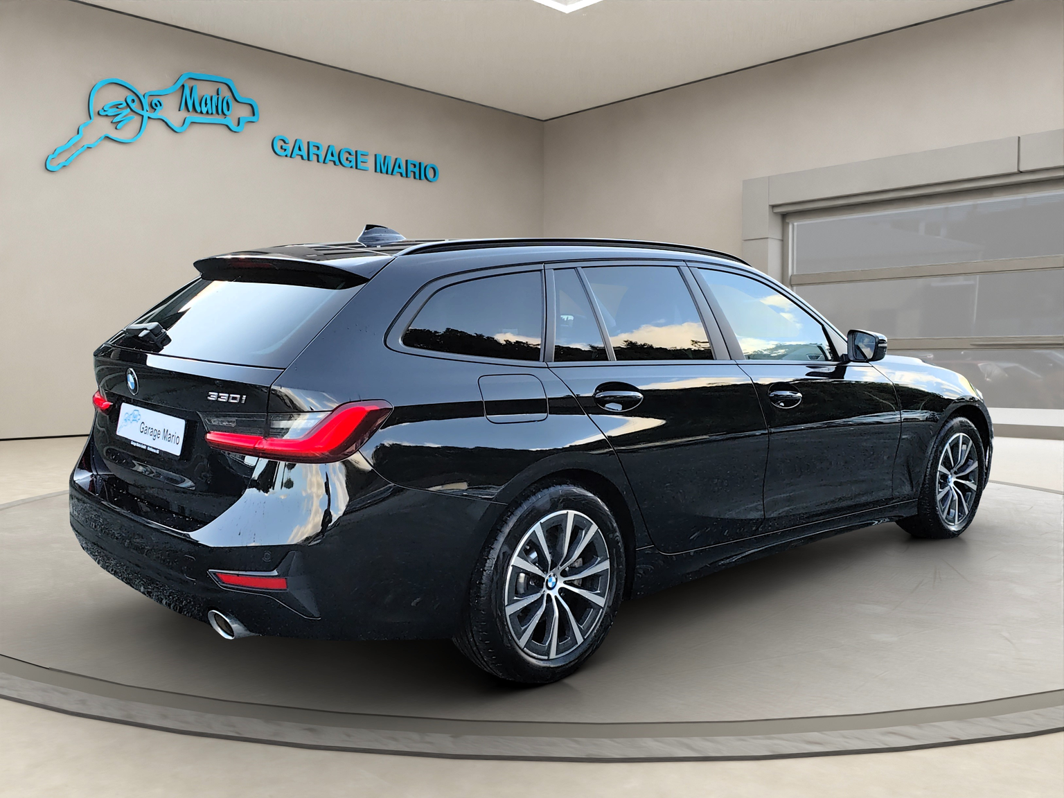 BMW 330i Touring xDrive Steptronic