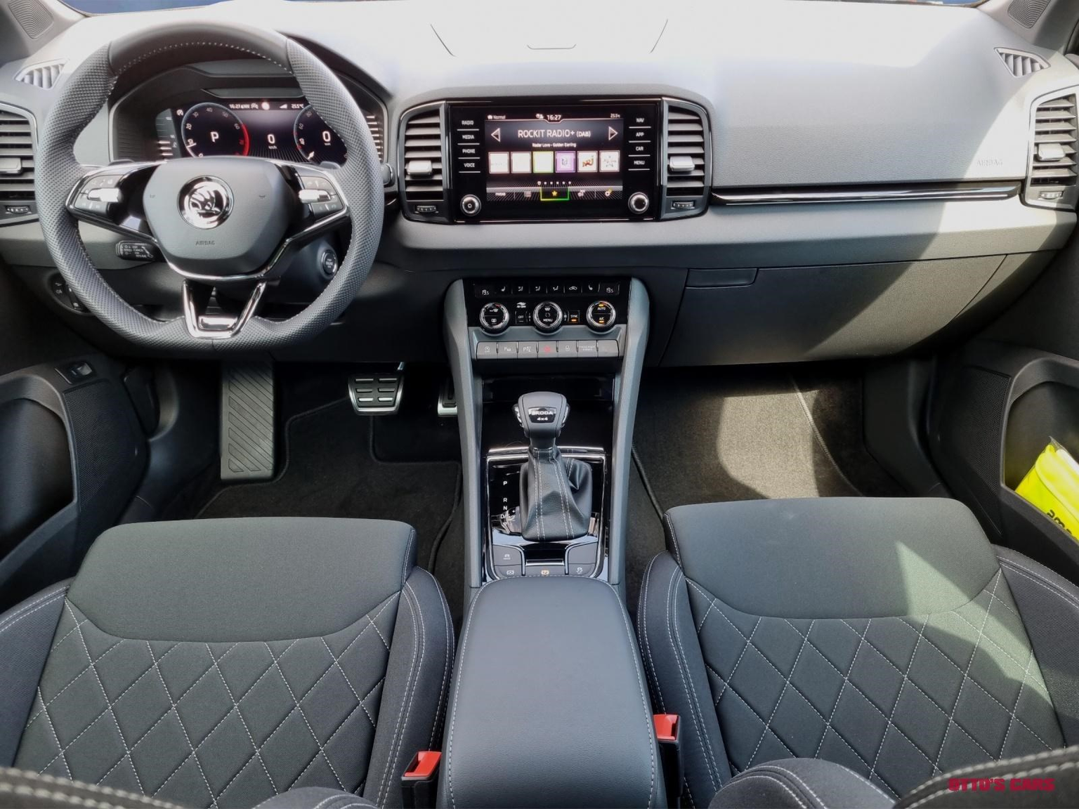 SKODA Karoq 2.0 TSI SportLine 4x4 DSG *Anhängevorrichtung*Abstandstempomat*Spurhalte* 0