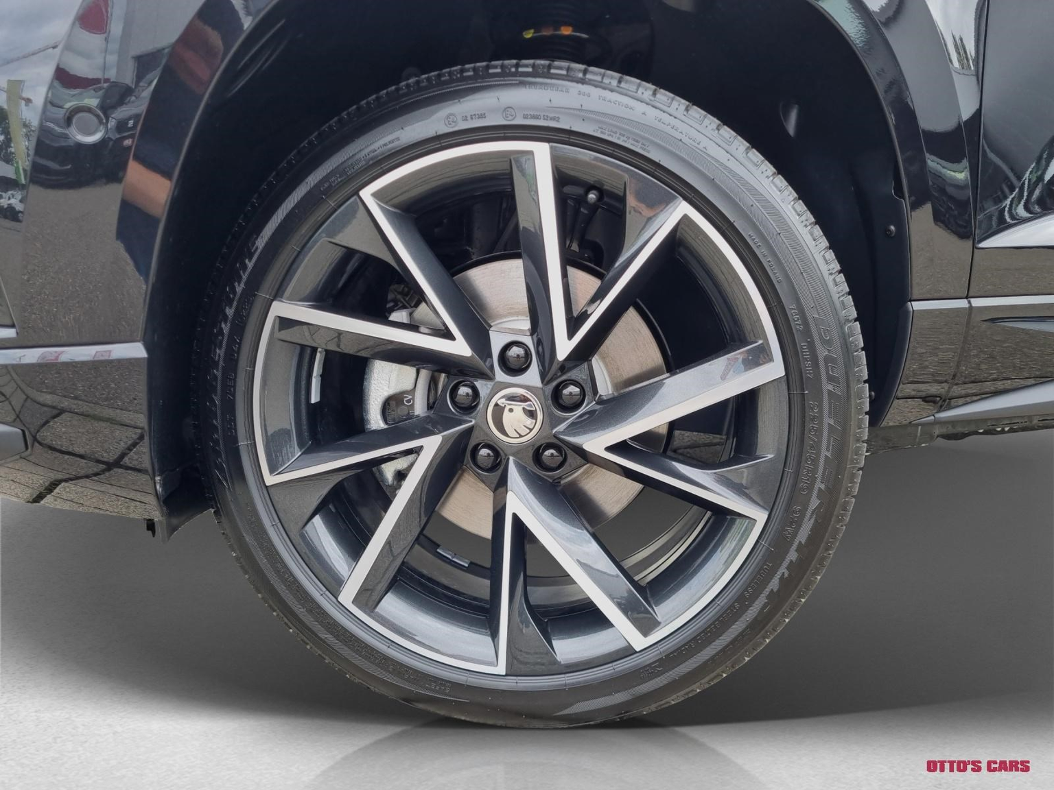 SKODA Karoq 2.0 TSI SportLine 4x4 DSG *Anhängevorrichtung*Abstandstempomat*Spurhalte* 0