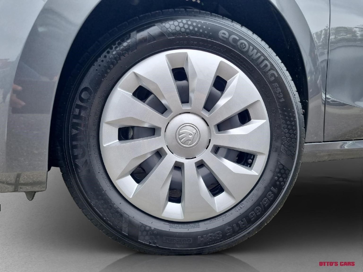 SKODA Fabia 1.0 TSI Selection *Abstandstempomat*Spurhalte*Rückfahrkamera* 2024