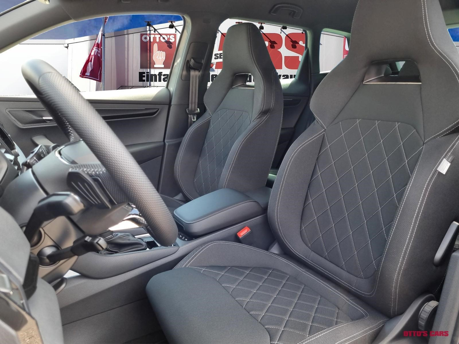 SKODA Karoq 2.0 TSI SportLine 4x4 DSG *Anhängevorrichtung*Abstandstempomat*Spurhalte* 0