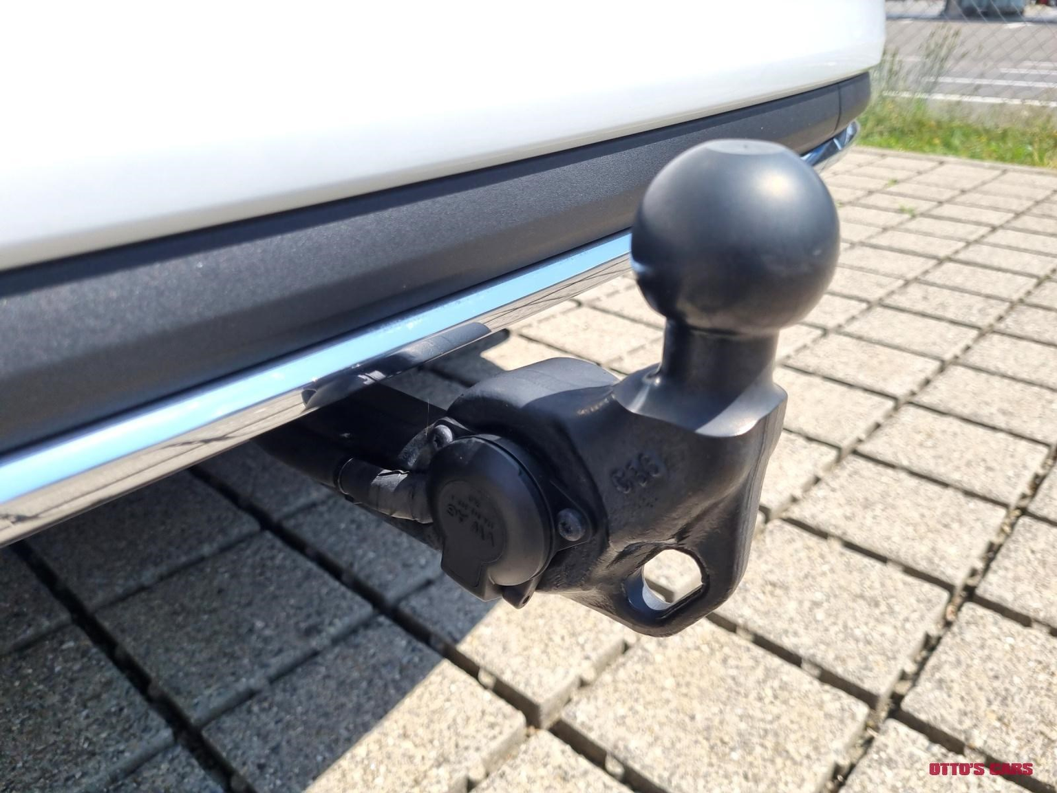 SKODA Karoq 2.0 TSI SportLine 4x4 DSG *Anhängevorrichtung*Abstandstempomat*Spurhalte* 0