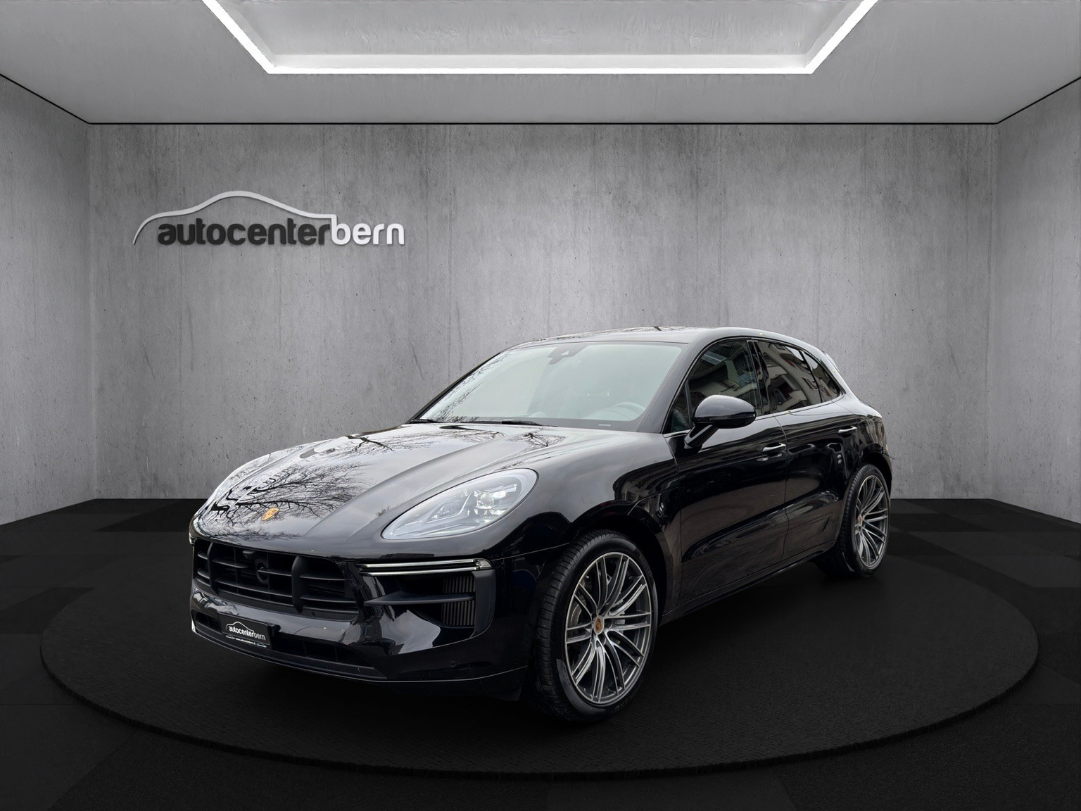 PORSCHE Macan Turbo PDK