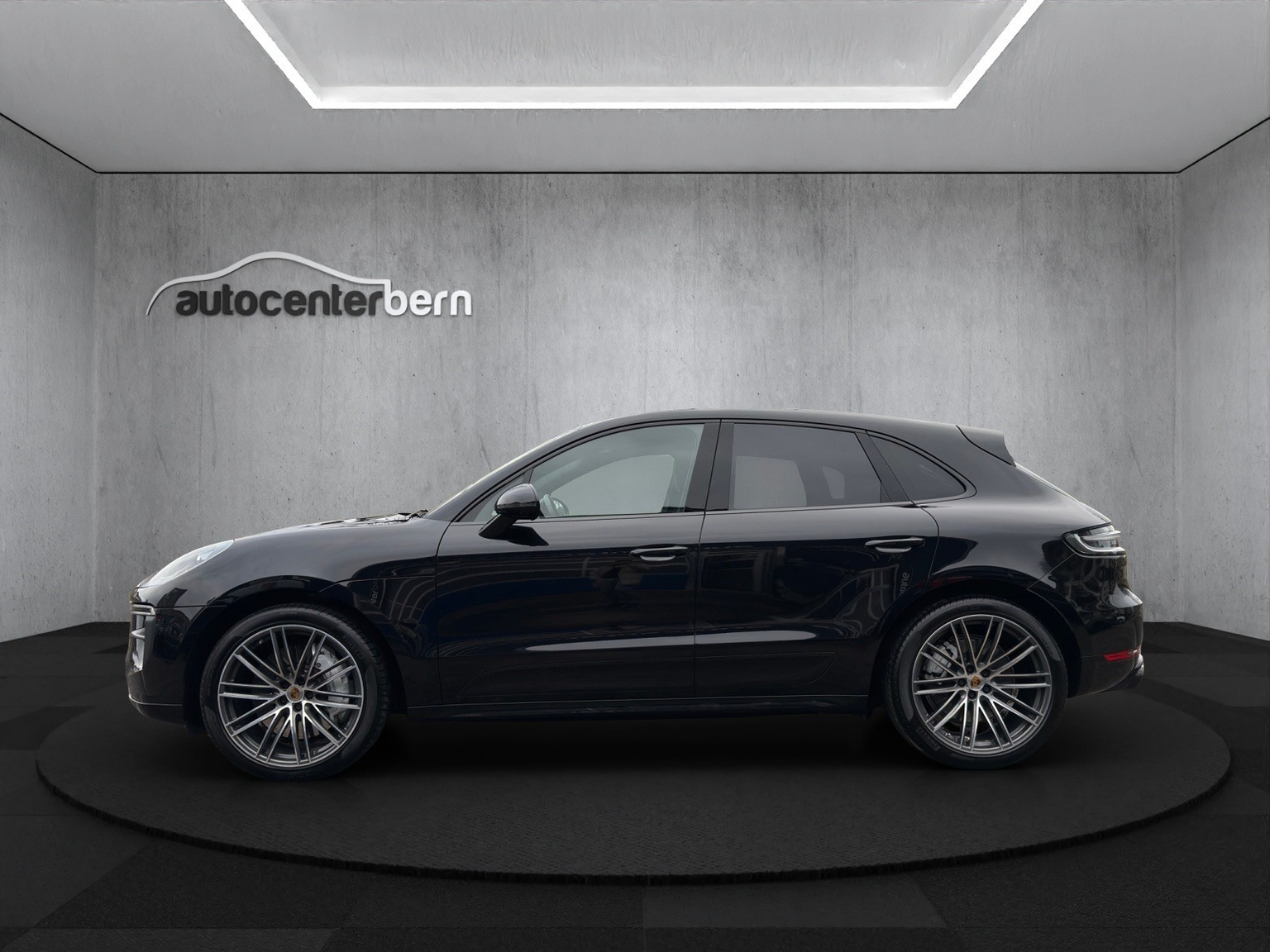 PORSCHE Macan Turbo PDK