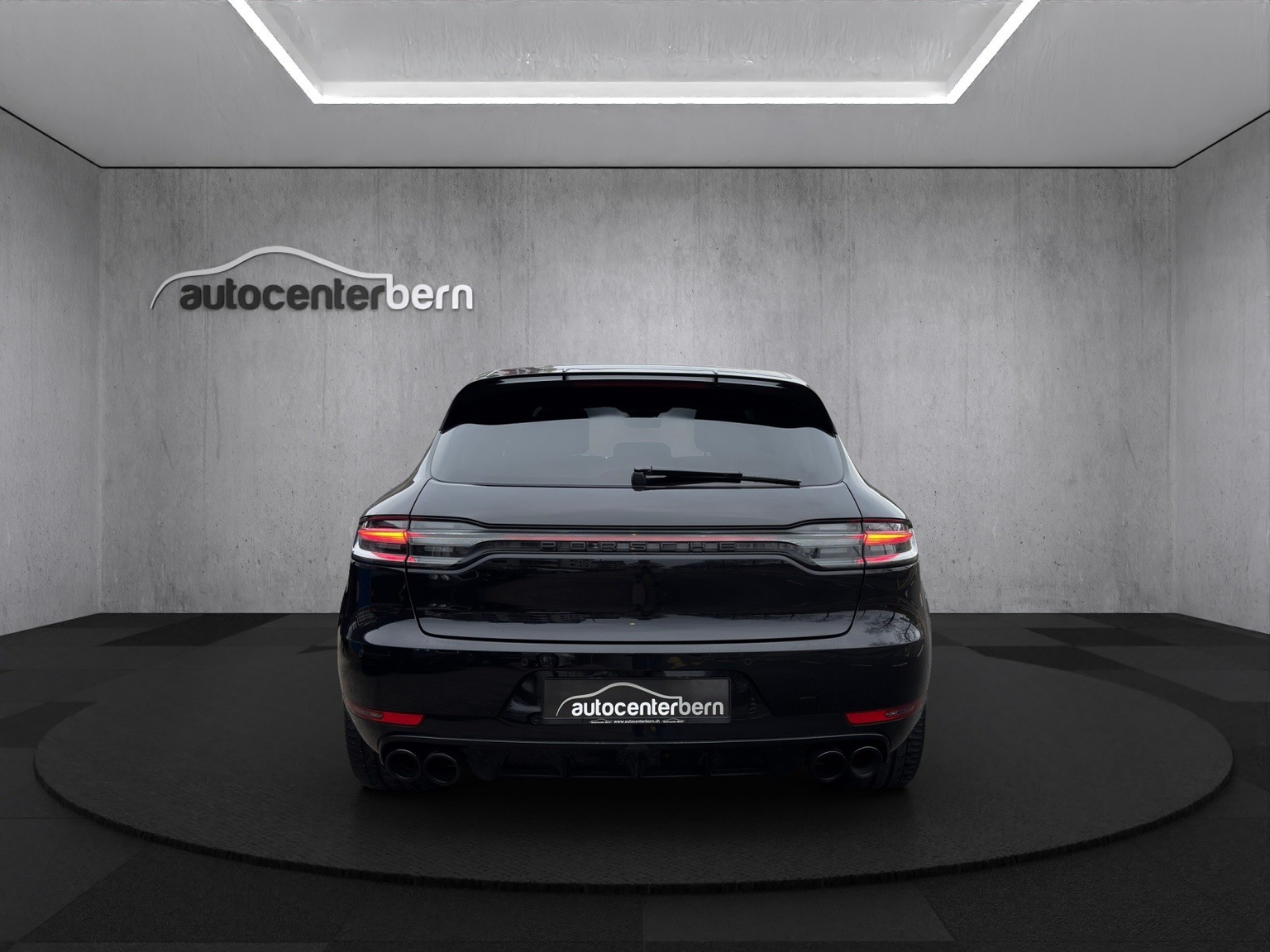 PORSCHE Macan Turbo PDK