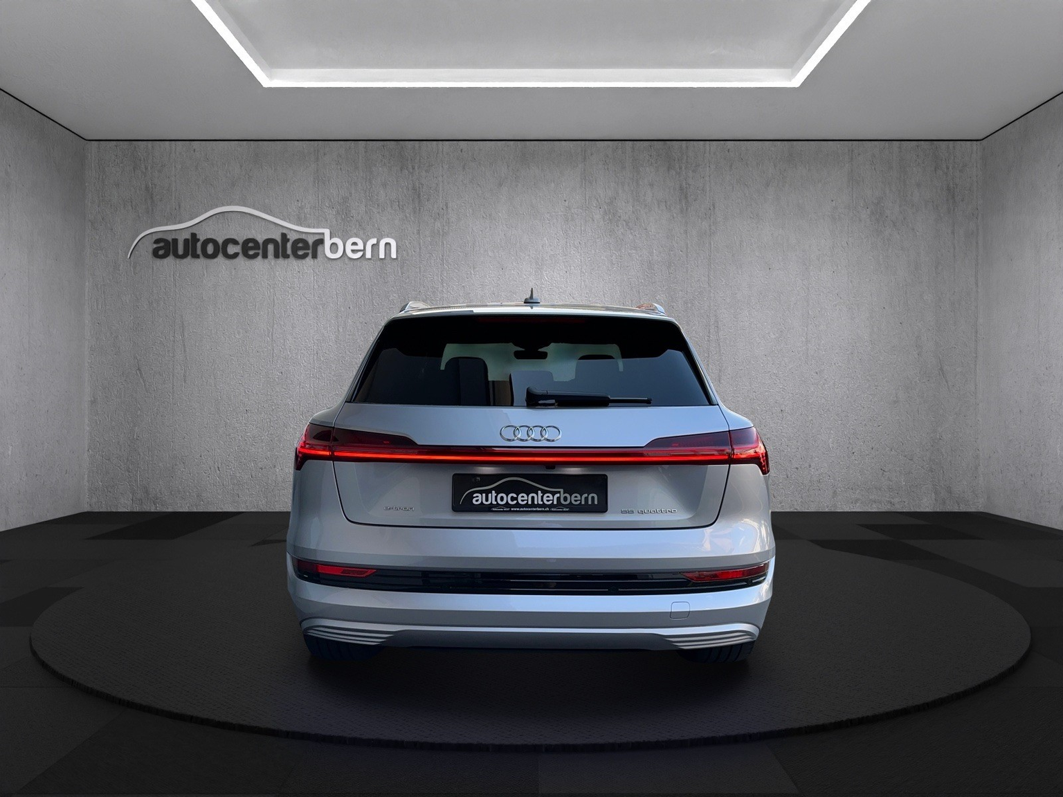 AUDI e-tron 55 S Line quattro