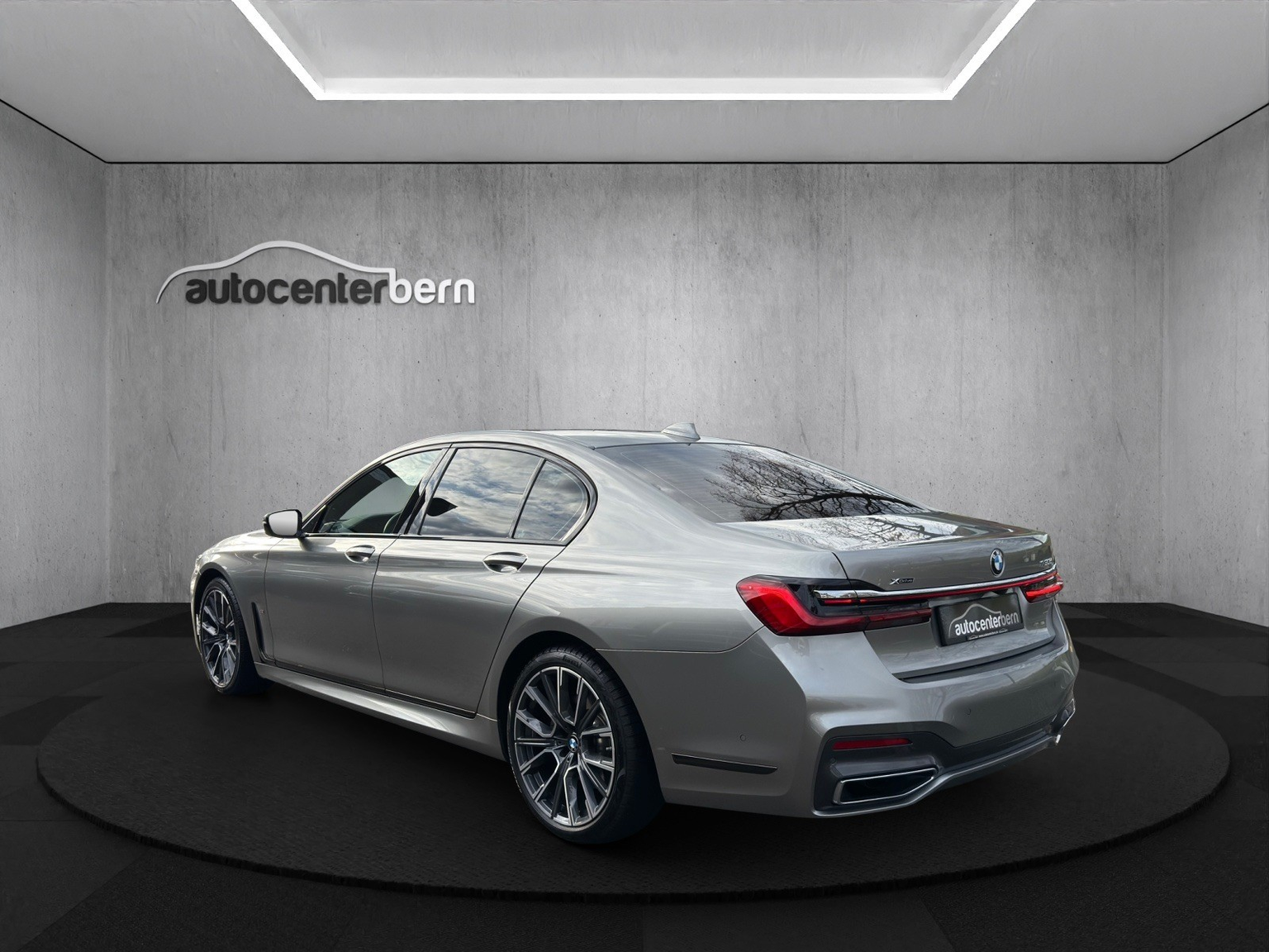 BMW 730d xDrive 48V M Sport Steptronic
