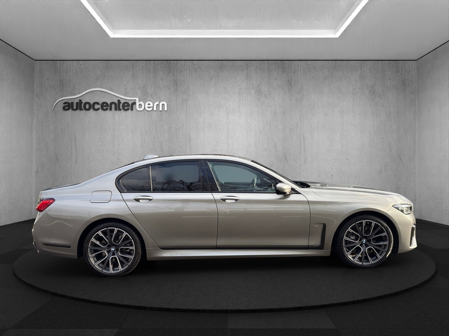 BMW 730d xDrive 48V M Sport Steptronic