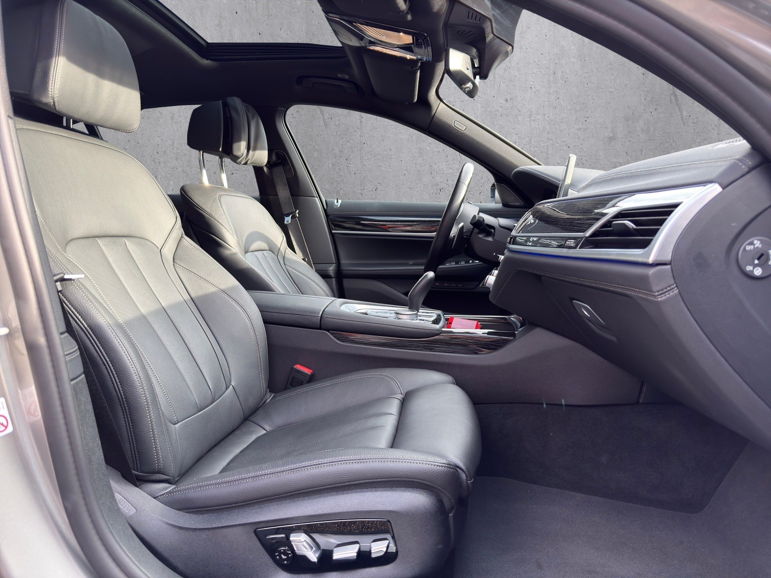 BMW 730d xDrive 48V M Sport Steptronic
