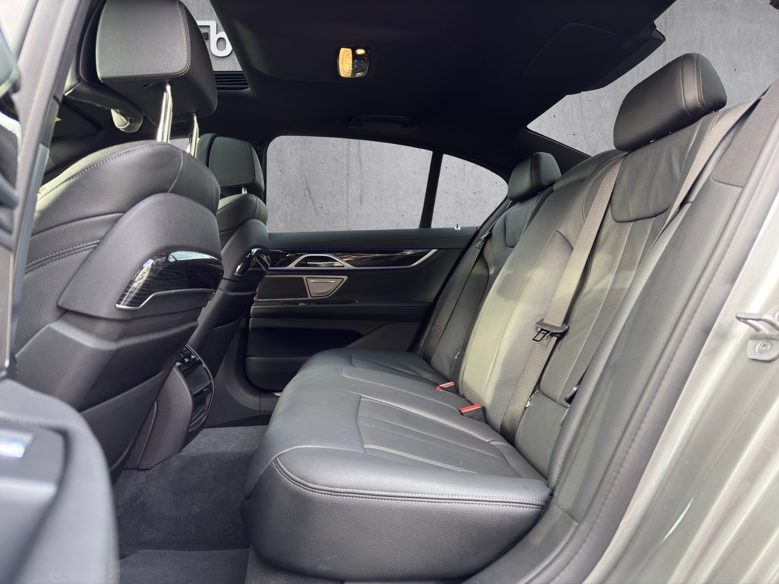 BMW 730d xDrive 48V M Sport Steptronic