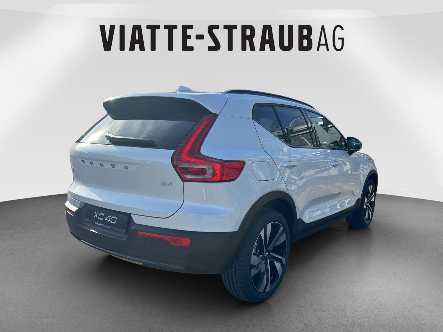 VOLVO XC40 2.0 B4 MH Ultra Dark