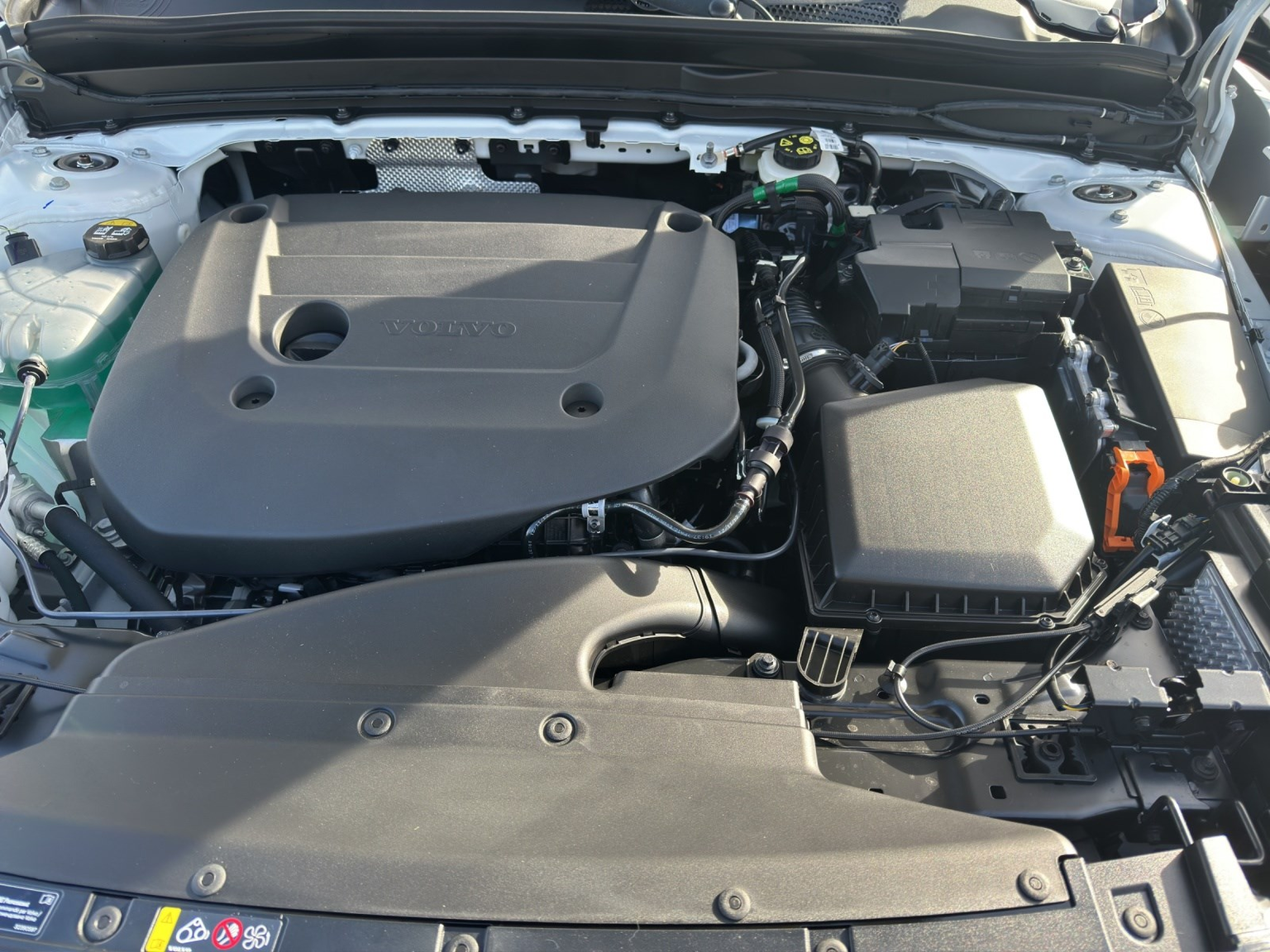 VOLVO XC40 2.0 B4 MH Ultra Dark