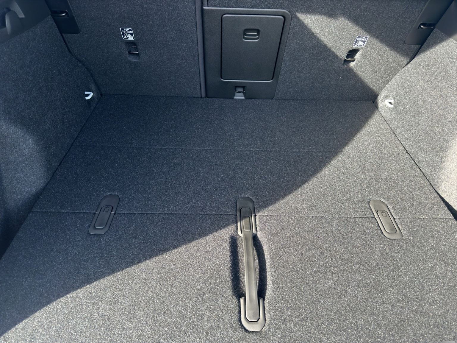 VOLVO XC40 2.0 B4 MH Ultra Dark