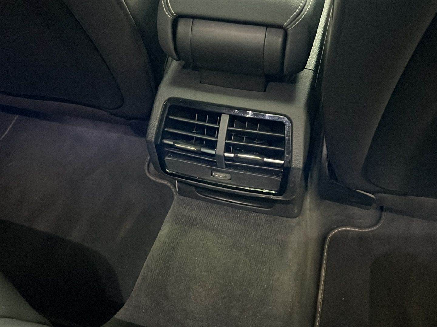 AUDI AUDI Q3 S line quattro S-tronic 2.0TDI 190PS