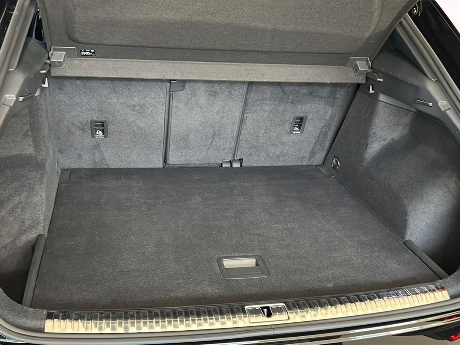 AUDI AUDI Q3 S line quattro S-tronic 2.0TDI 190PS