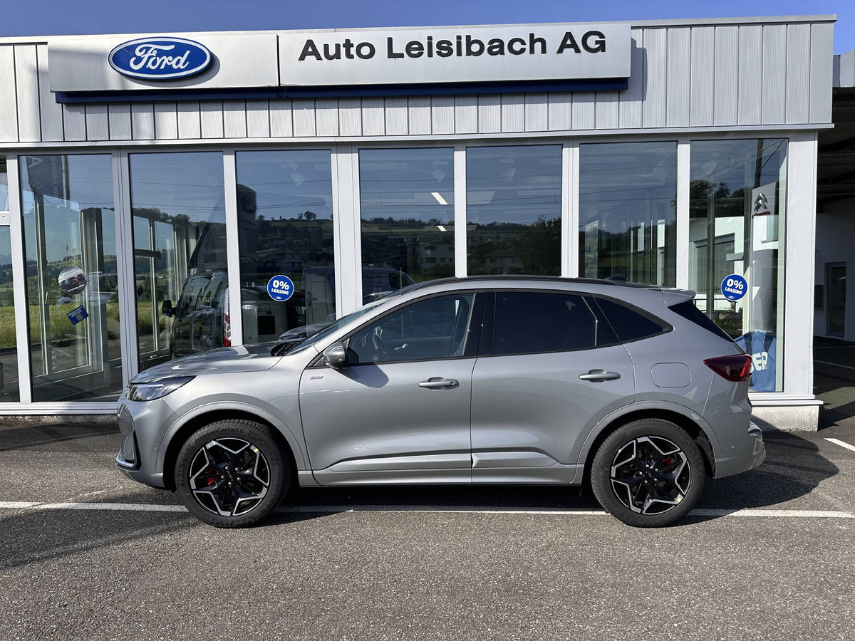 FORD Kuga 2.5 Hybrid ST-Line X 4x4