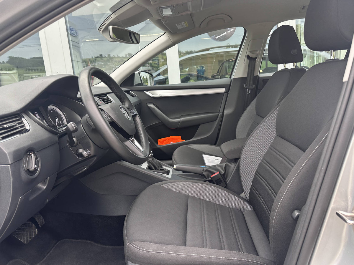 SKODA Octavia Combi 1.5 TSI Ambition