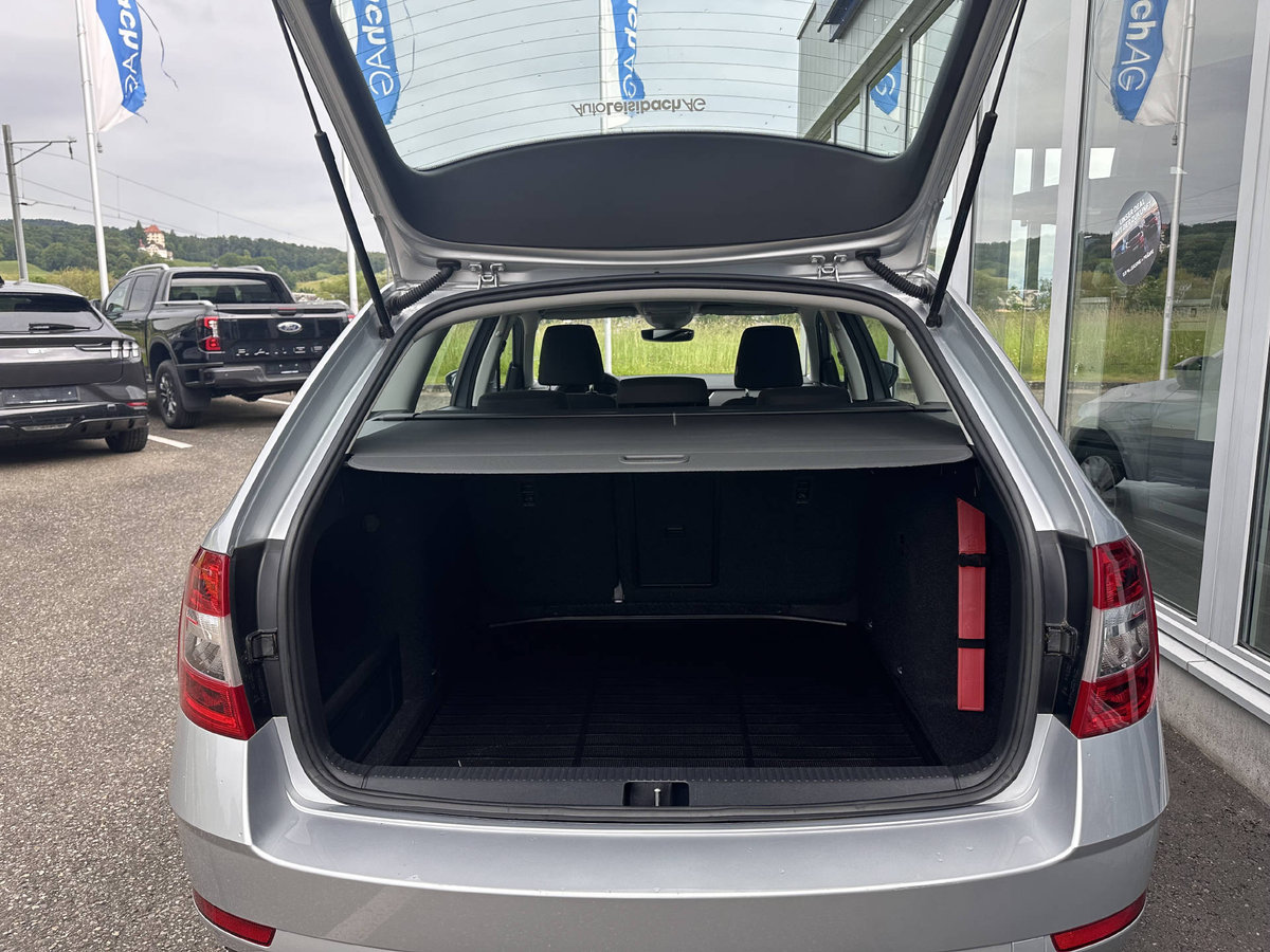 SKODA Octavia Combi 1.5 TSI Ambition