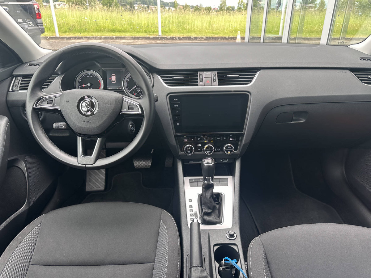 SKODA Octavia Combi 1.5 TSI Ambition