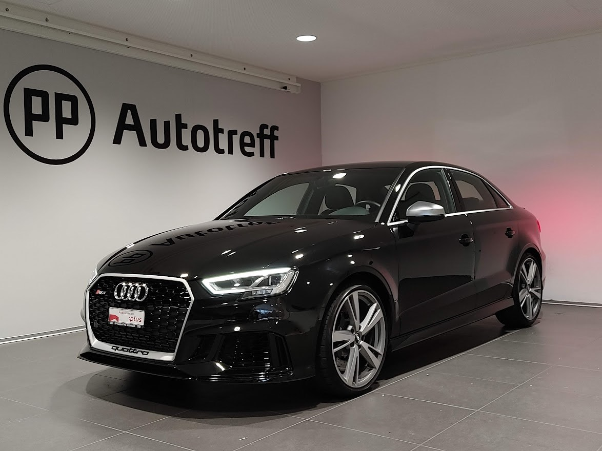 AUDI RS3 Limousine 2.5 TSI quattro S-tronic
