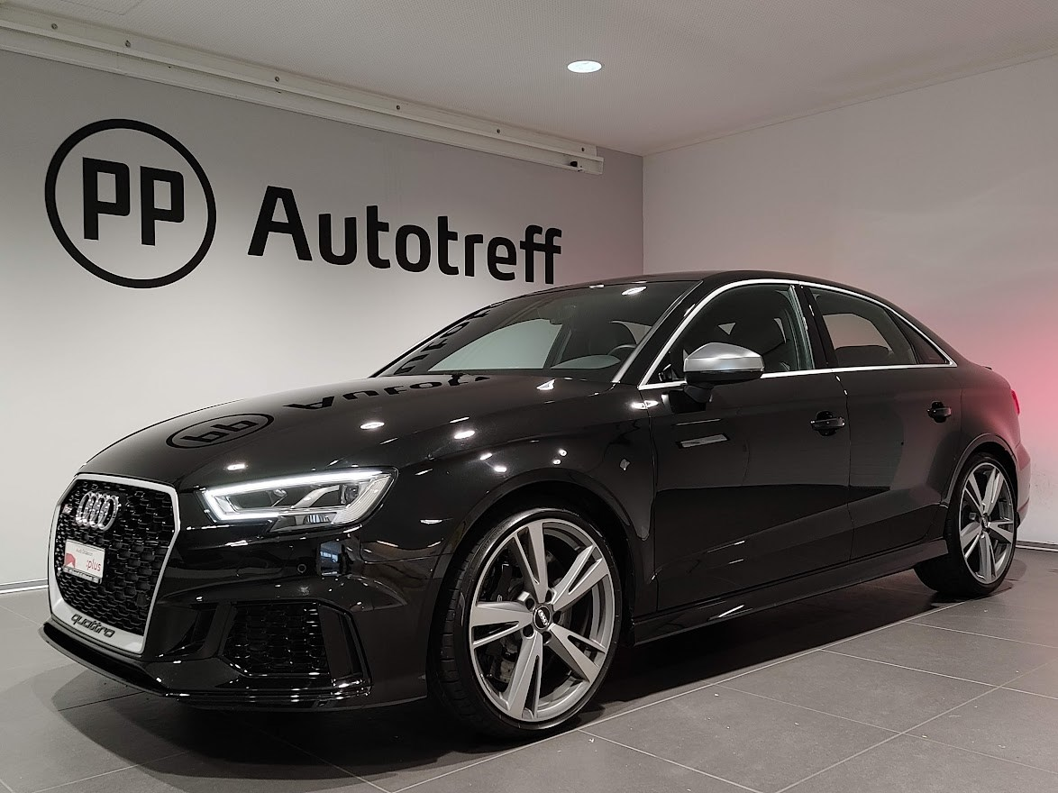 AUDI RS3 Limousine 2.5 TSI quattro S-tronic