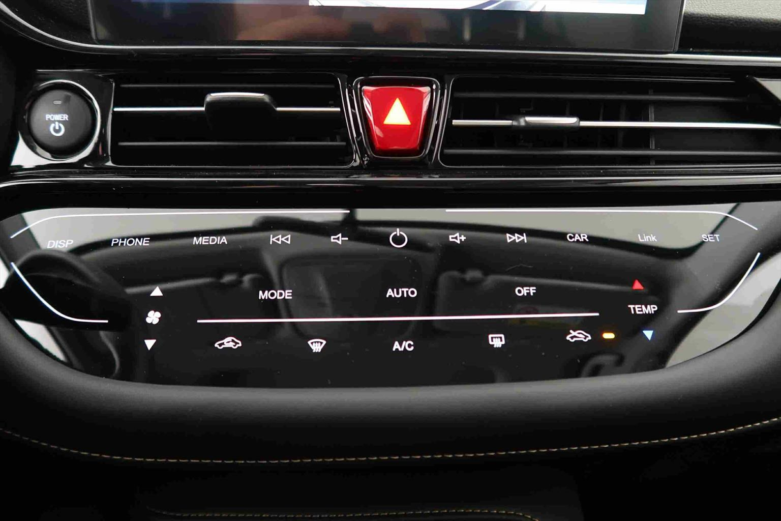 JAC e-JS4 EV Elektro Automat SUV Spezial