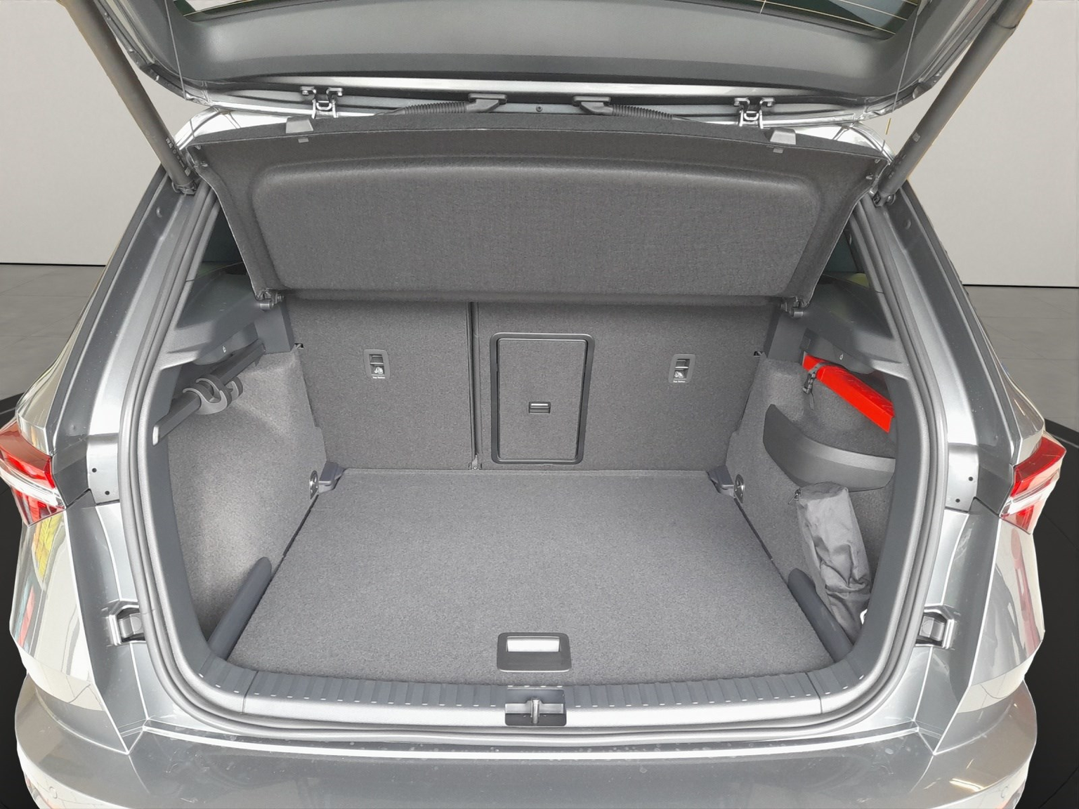 SKODA Karoq 2.0 TSI SportLine DSG 4x4
