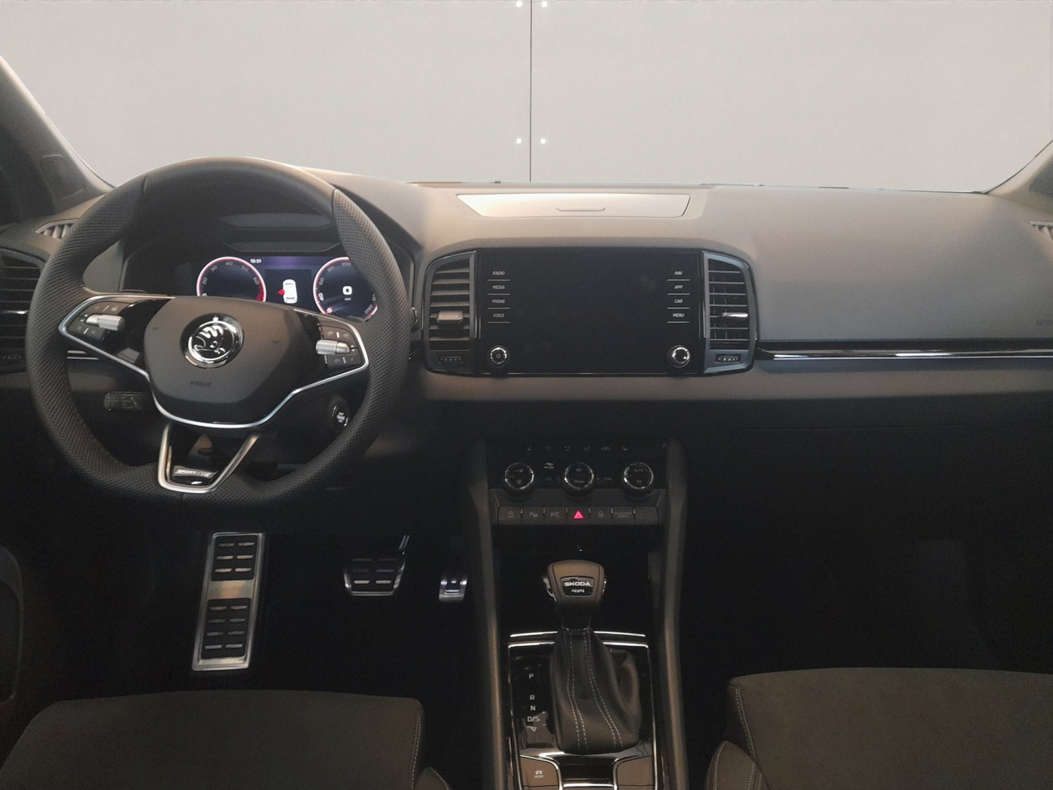 SKODA Karoq 2.0 TSI SportLine DSG 4x4