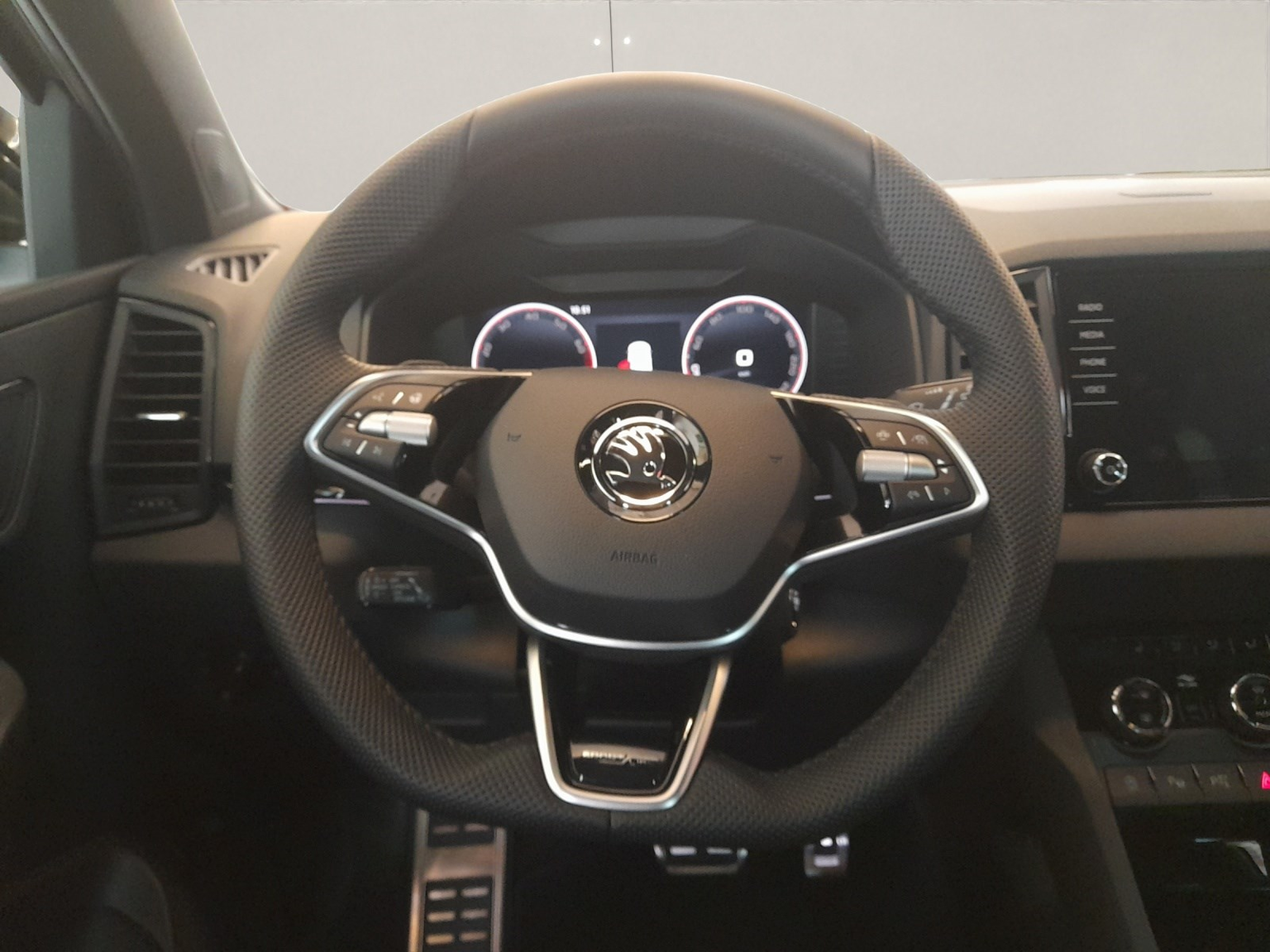 SKODA Karoq 2.0 TSI SportLine DSG 4x4