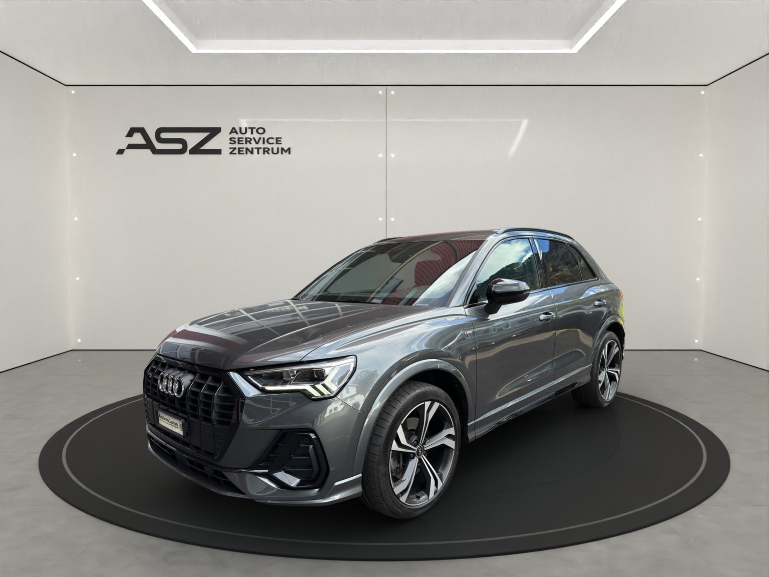 AUDI Q3 2.0 45 TFSI S line quat. S-Tr.