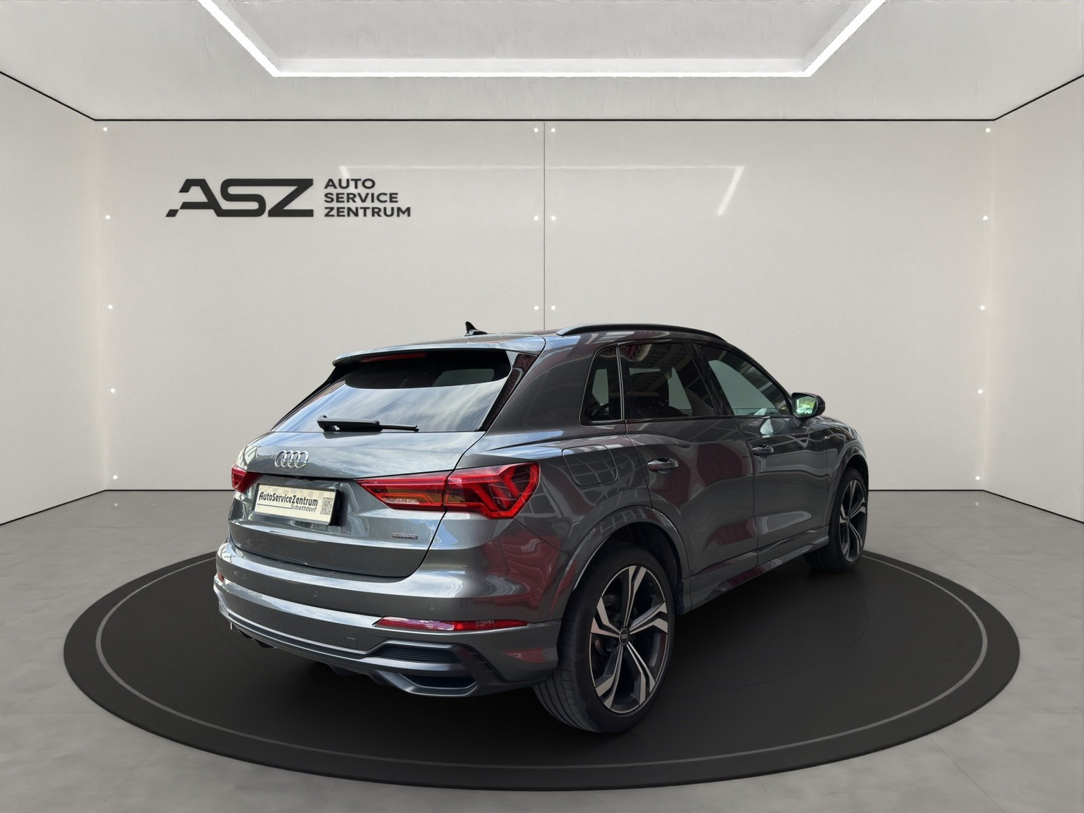 AUDI Q3 2.0 45 TFSI S line quat. S-Tr.