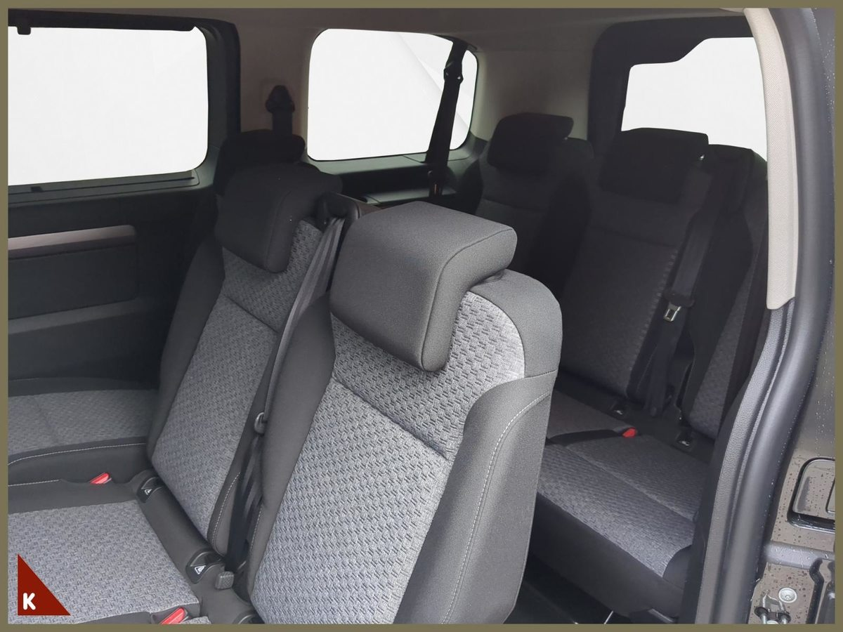 TOYOTA PROACE Verso L1 2.0 D Trend