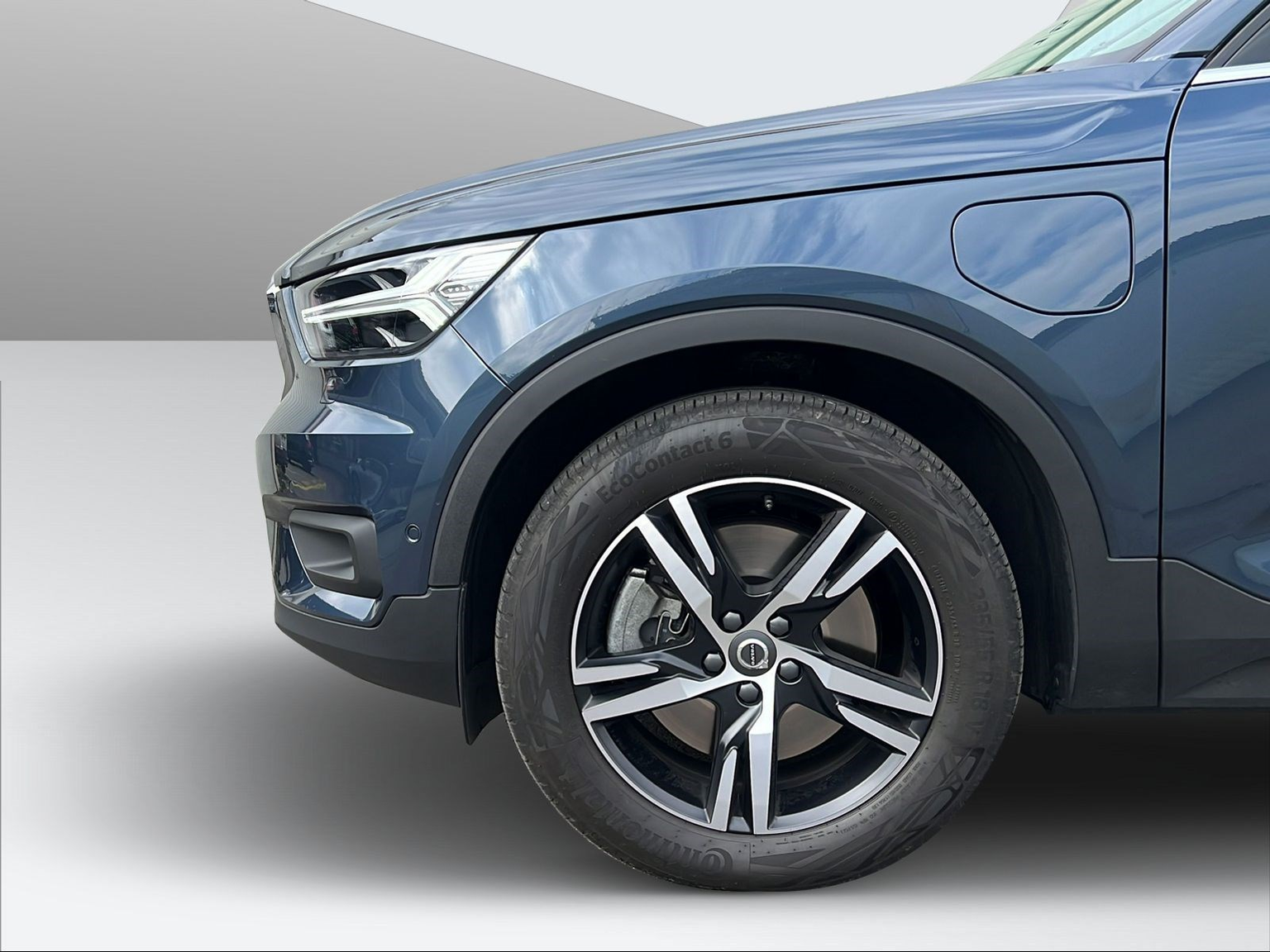 VOLVO XC40 1.5 T4 PiH Inscription Expression