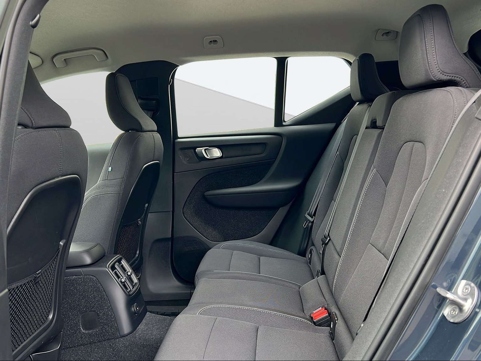 VOLVO XC40 1.5 T4 PiH Inscription Expression