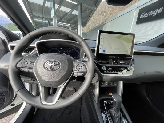 TOYOTA Corolla Cross 4WD Trend