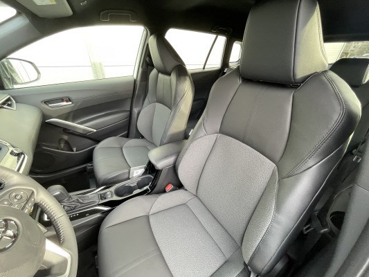 TOYOTA Corolla Cross 4WD Trend
