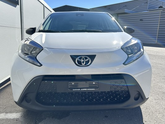 TOYOTA Aygo X 1.0 VVT-i Cmf Cmf