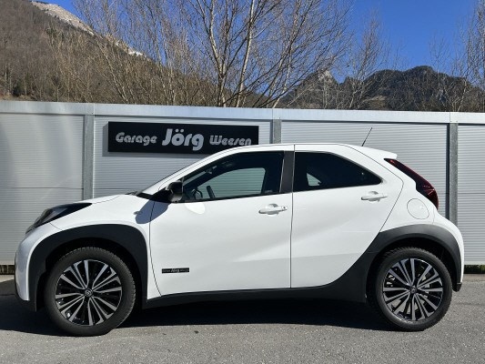 TOYOTA Aygo X 1.0 VVT-i Cmf Cmf