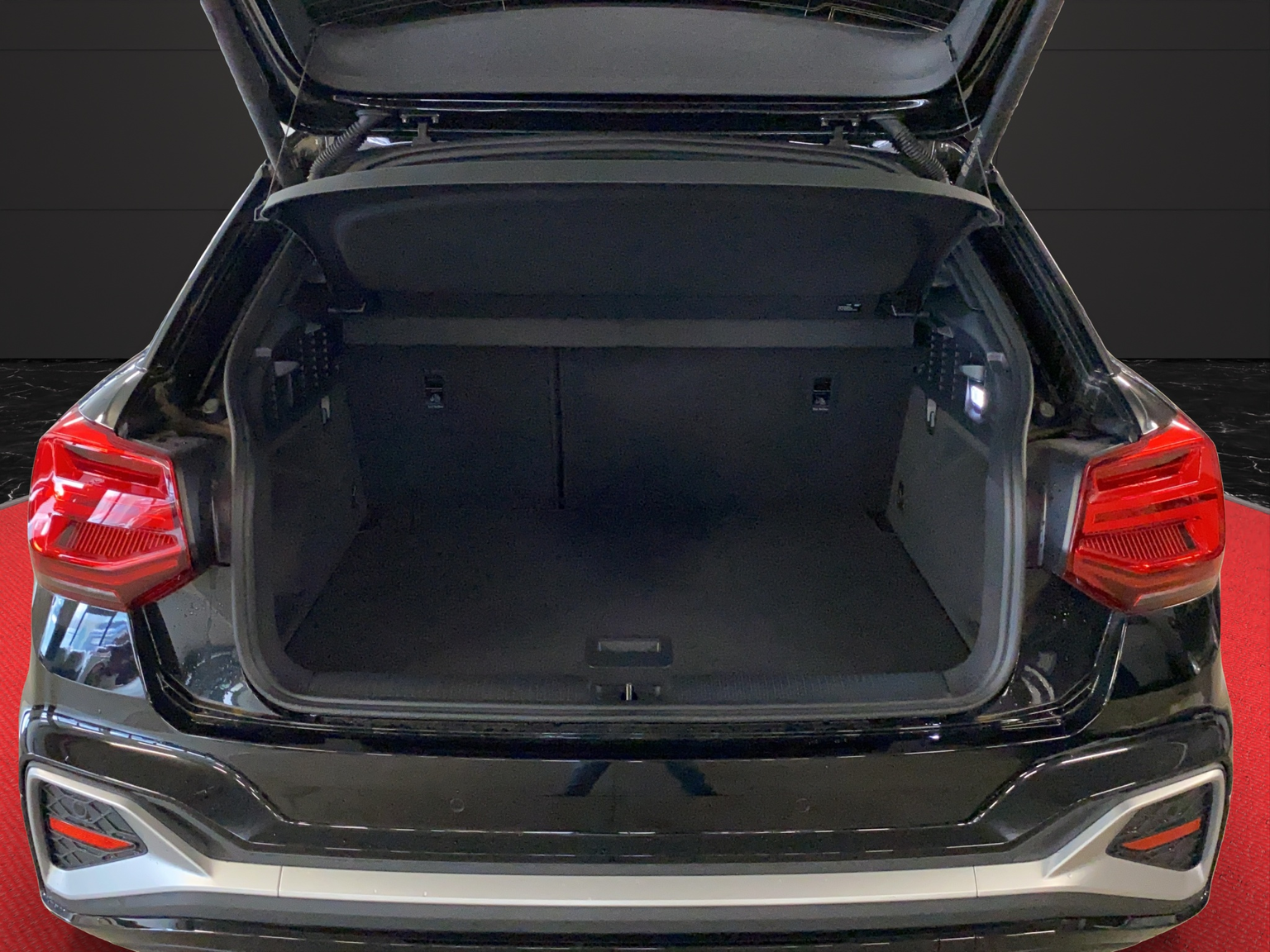 AUDI SQ2