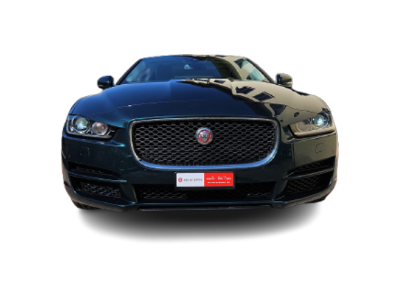 JAGUAR XE 20d Pure AWD Automat
