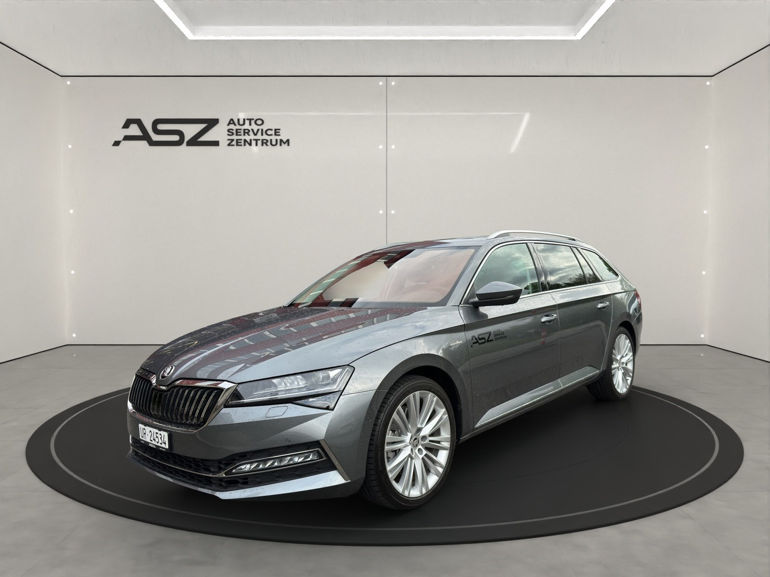 SKODA Superb Combi 2.0 TSI 280 L & K 4x4 DSG