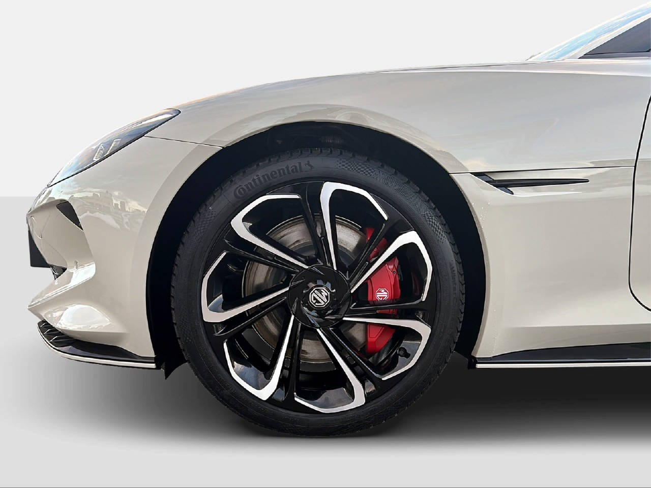 MG Cyberster 77kWh