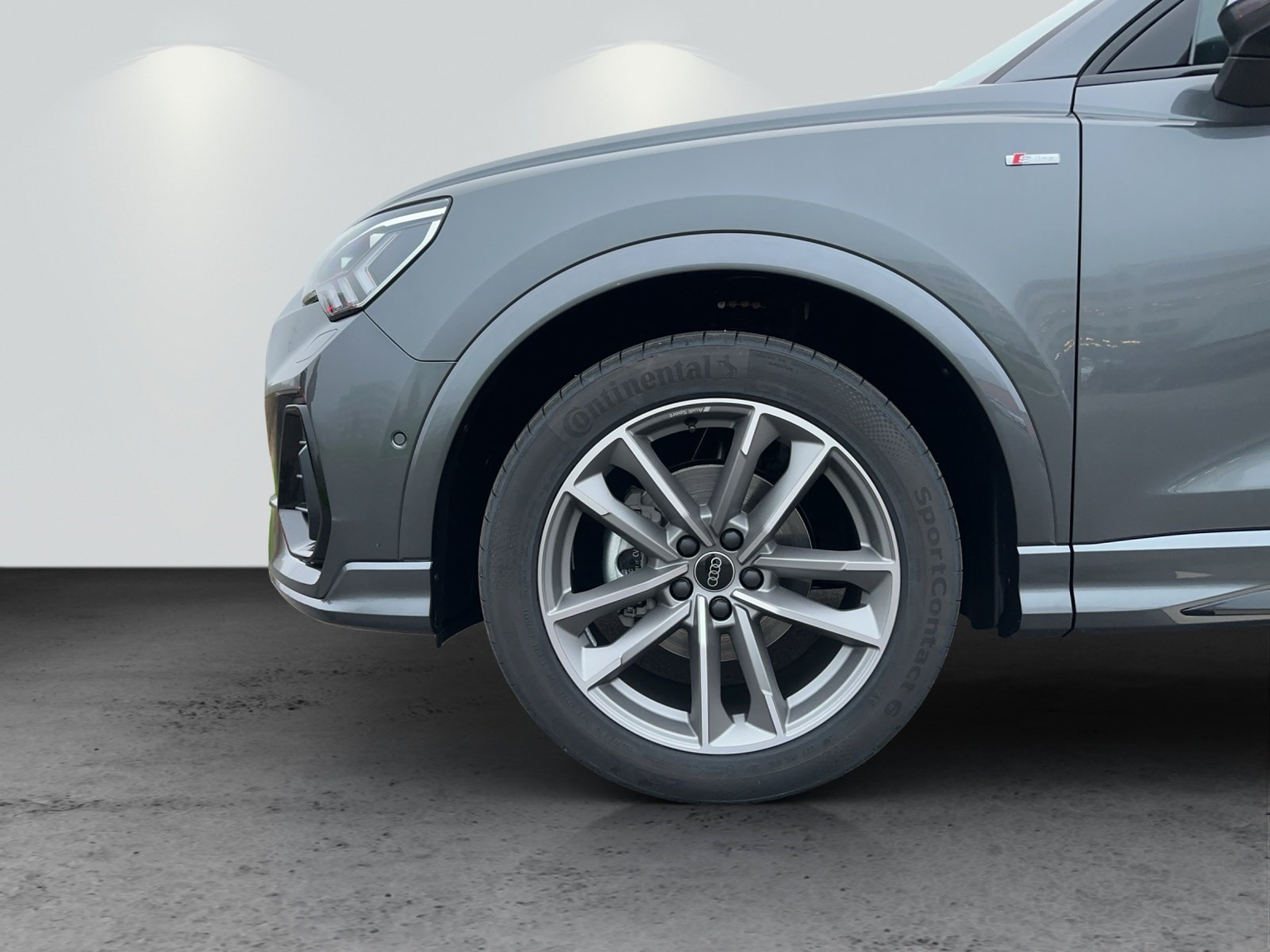 AUDI Q3 35 TFSI S line Attraction S-tronic