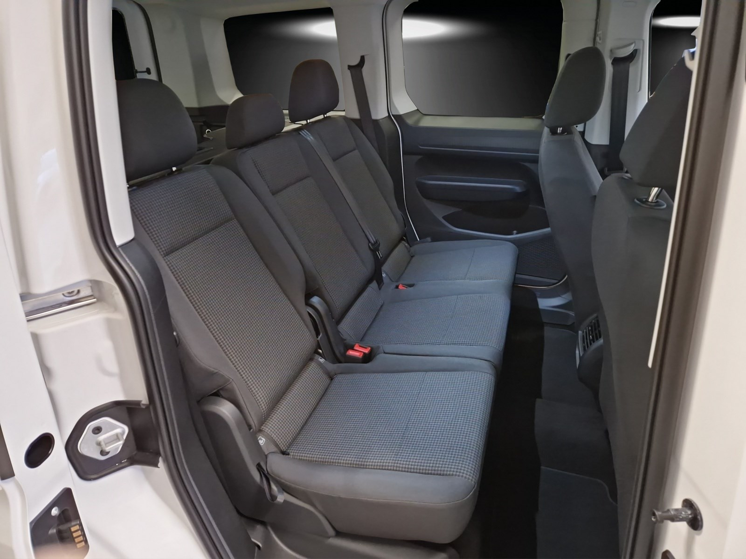VW Caddy 2.0 TDI Liberty DSG