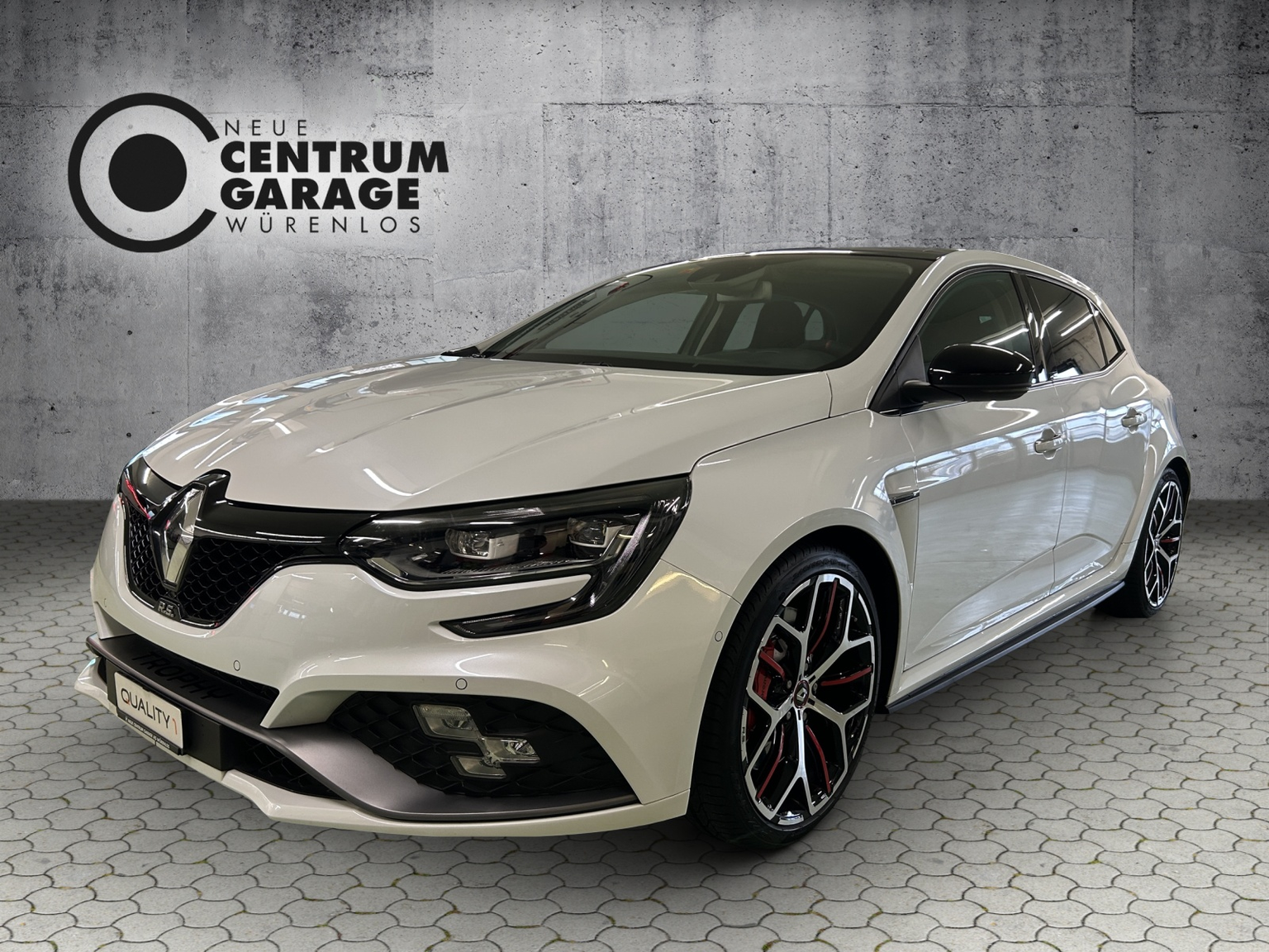 RENAULT Mégane Trophy 300 EDC
