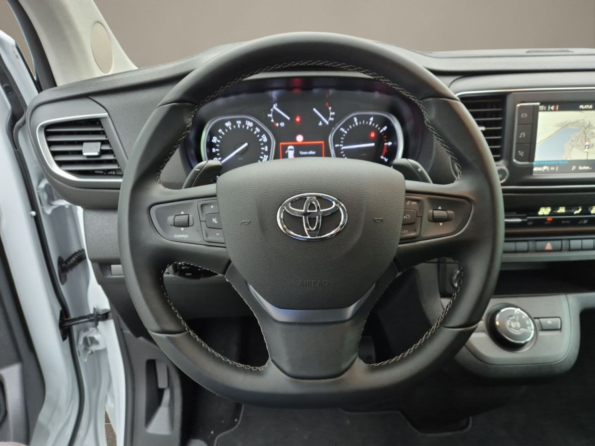 Toyota Proace Crosscamp 2.0 / Automat