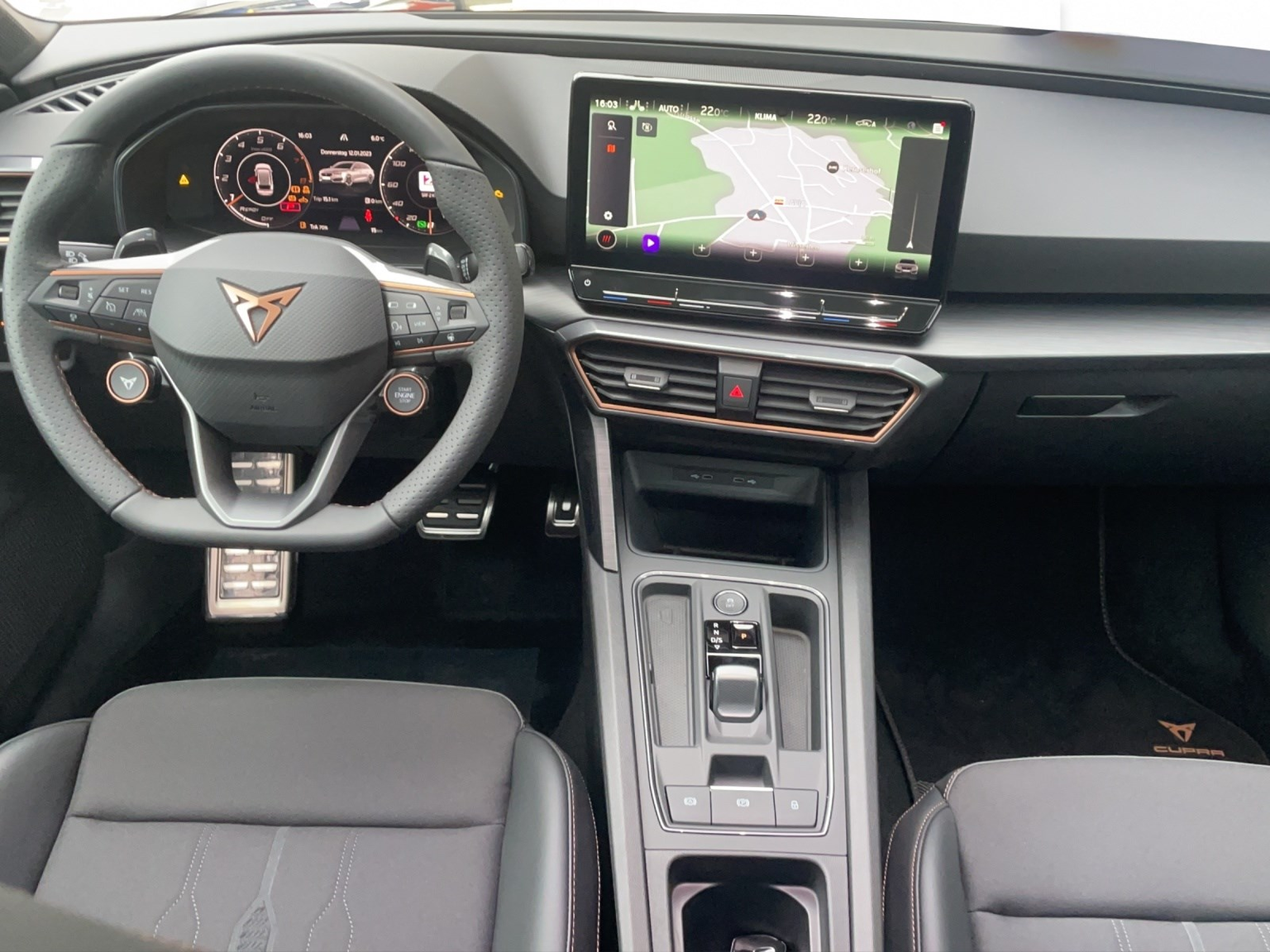 SEAT CUPRA Leon ST 2.0 TSI 245 DSG VZ